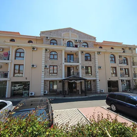 Apartment Menada Royal Bay *
